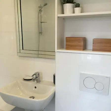 בית הארחה Town House *